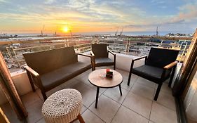 NORTHSUITE - Vista al Mar Centricos Dptos Frente al Mall